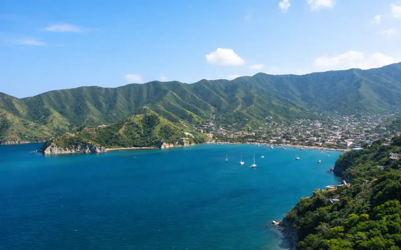 Taganga Playa Grande: Authentic Fishing Village - 4