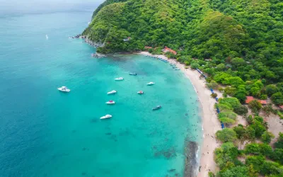 Playa Cristal: Guided Tour from Santa Marta to Tayrona Park