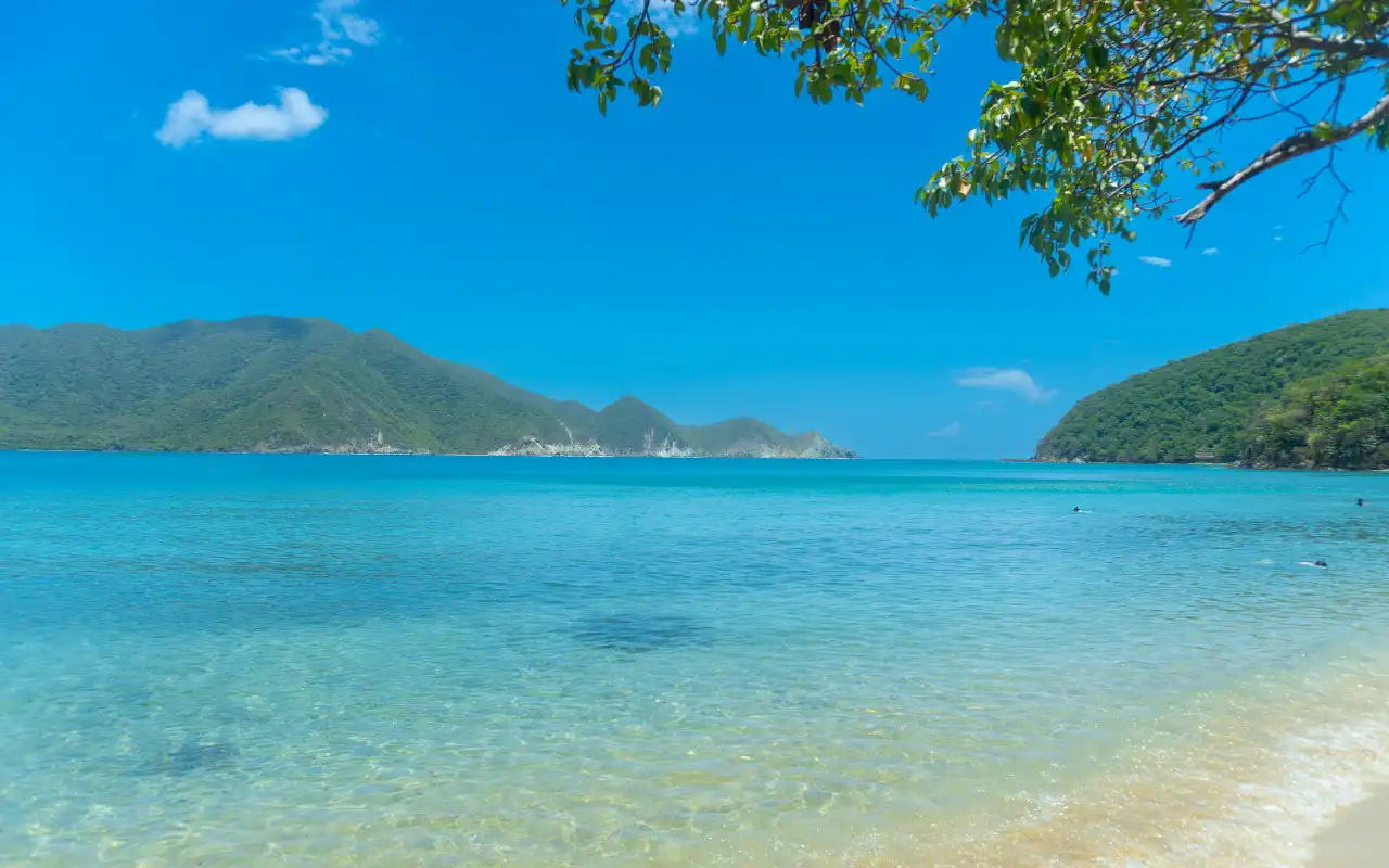 Playa Cinto and Playa Cristal Tayrona Park: Boat Tour from Santa Marta - 6