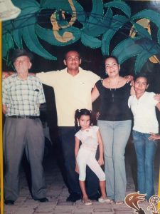 Familia guia Ciudad Perdida